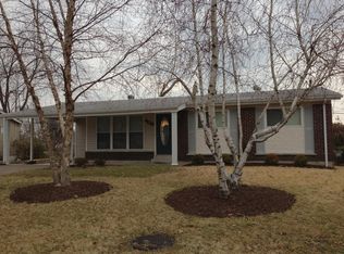 406 Eastbrook Ln, O'Fallon, MO 63366