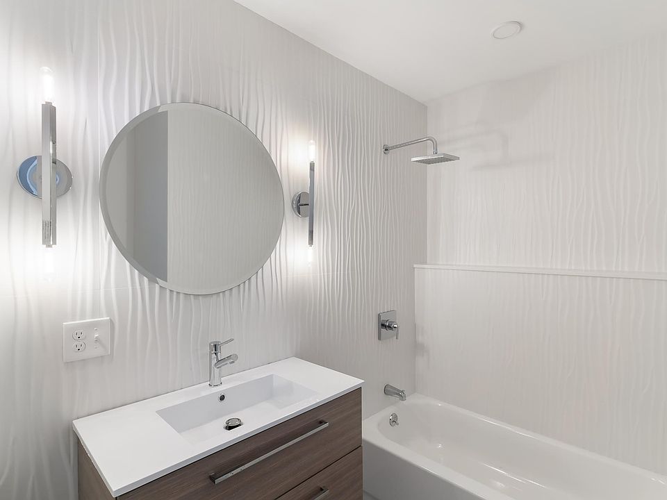 2nd image of 11 Webster Ave #6