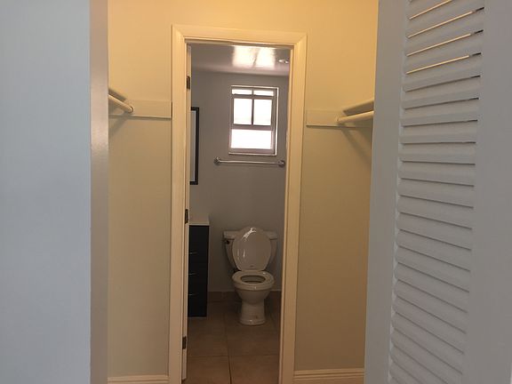 walk in closet