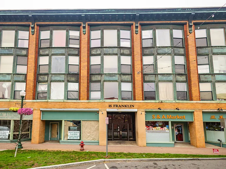 Thayer Building — Photo 2