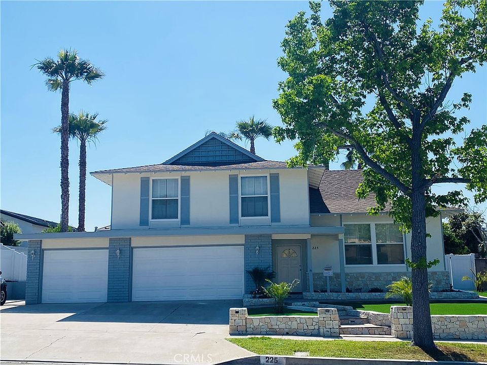 1st image of 225 S Solomon Dr