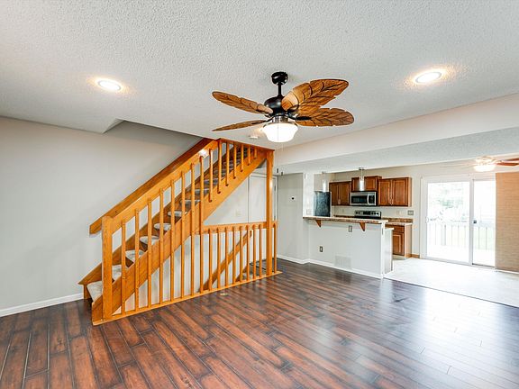 4th image of 5161 Singleton Dr #46A