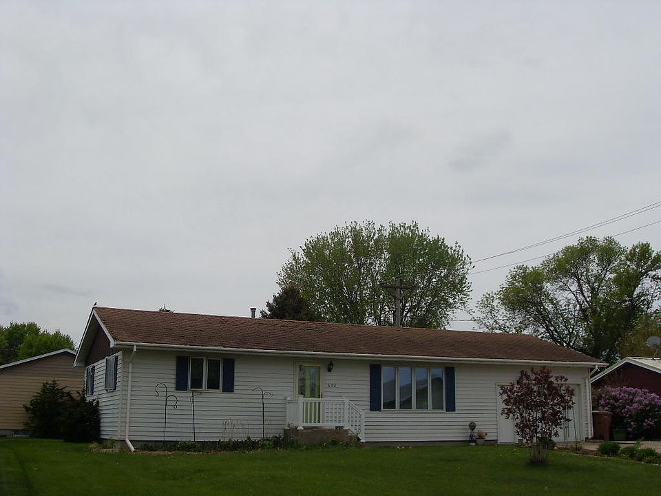2nd image of 620 18th St SW
