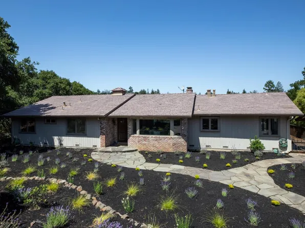 26854 Robleda Ct, Los Altos Hills, CA 94022