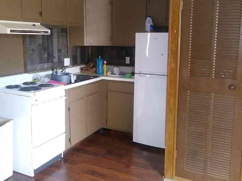 1st image of 744 W Fairfield St #2