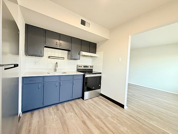 3rd image of 7422 Gravois Ave #2C