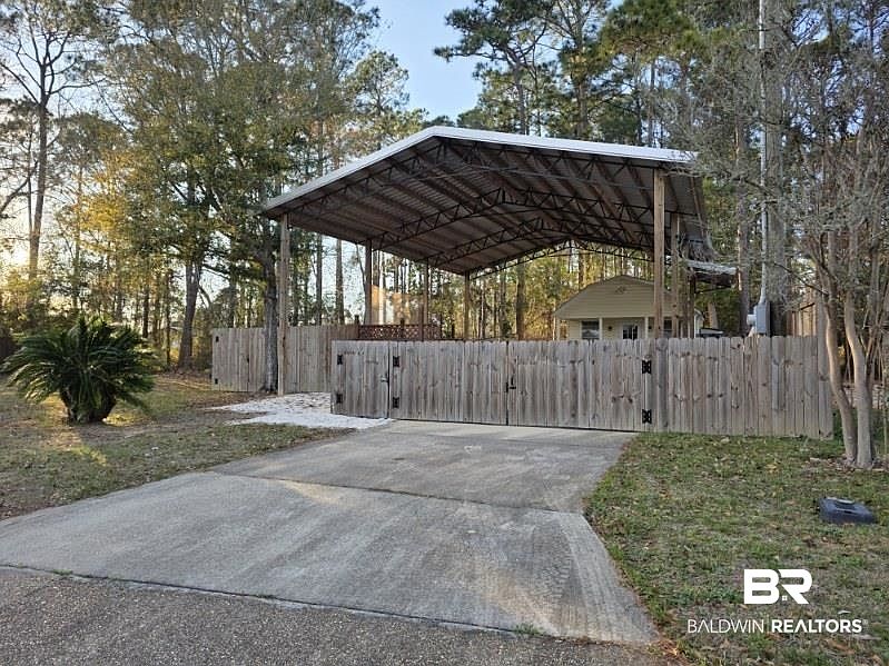 1st image of 182 Defuniak Loop