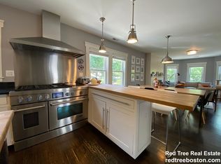 55 Eliot Cres, Chestnut Hill, MA 02467