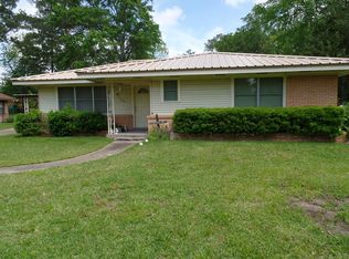 703 Circle Dr, Lufkin, TX 75901