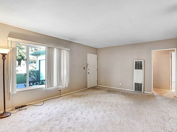 4th image of 5560 Golondrina Dr