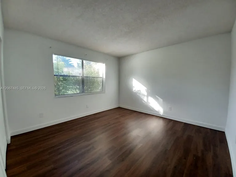 11120 Royal Palm Blvd #4-10 — Photo 9