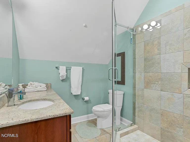2746 Oak Forest Dr — Photo 31