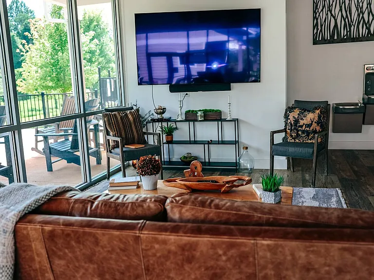 Building's Lounge