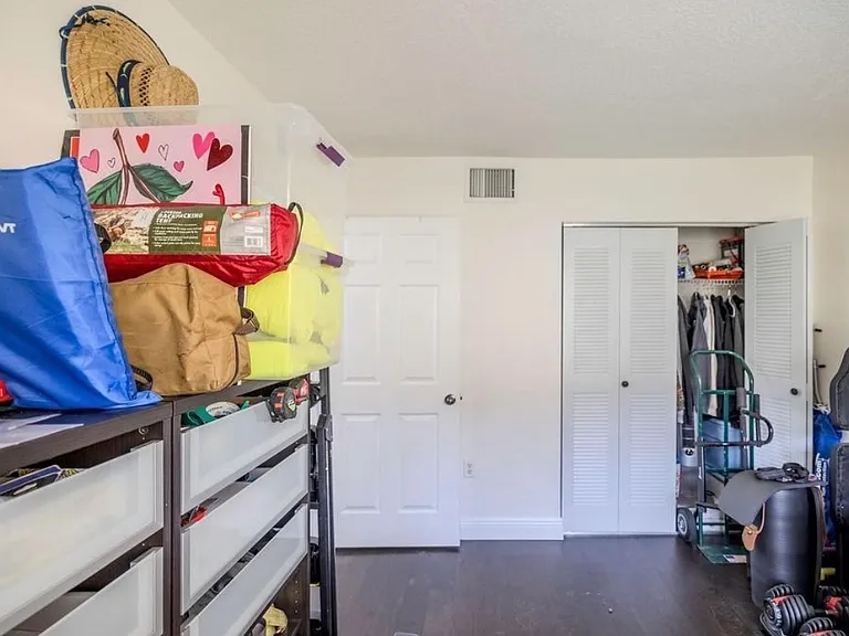 6245 SW 47th Mnr #101 — Photo 37
