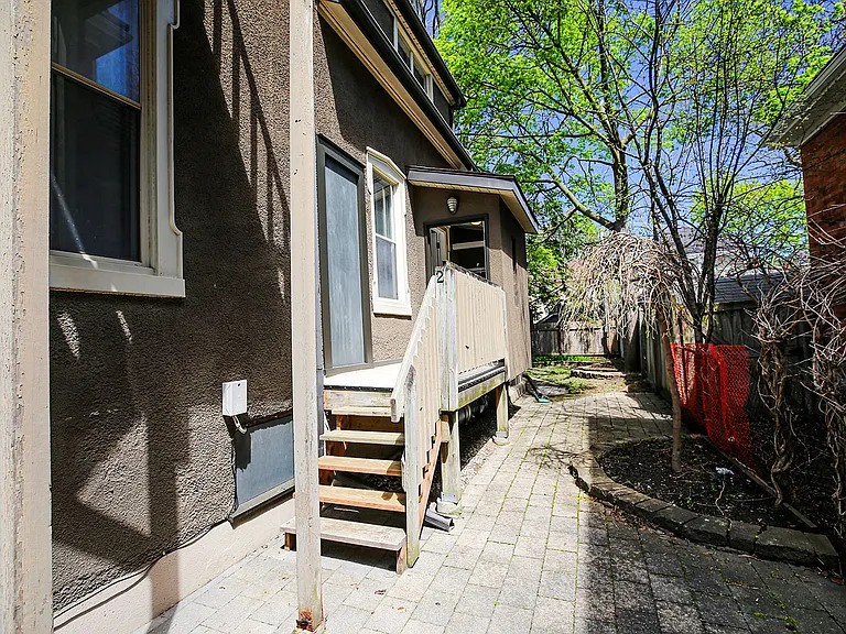 20 Montebello Pl #L2R6 — Photo 10