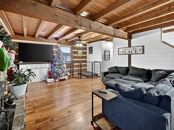 3rd image of 1399 Bethany Rd