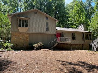 4982 Cross Ct SW, Lilburn, GA 30047
