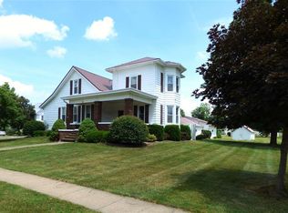 231 N Ohio St, Camp Point, IL 62320