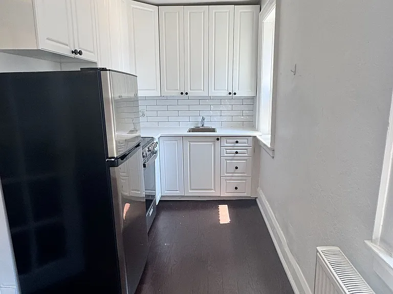 849 Broadview Ave E #20 — Photo 2