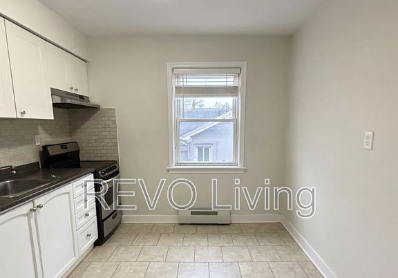 2nd image of 3 Water St #St3