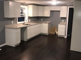 14 Clark St, Westfield, MA 01085