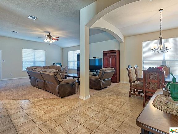 4th image of 811 Valentino Dr