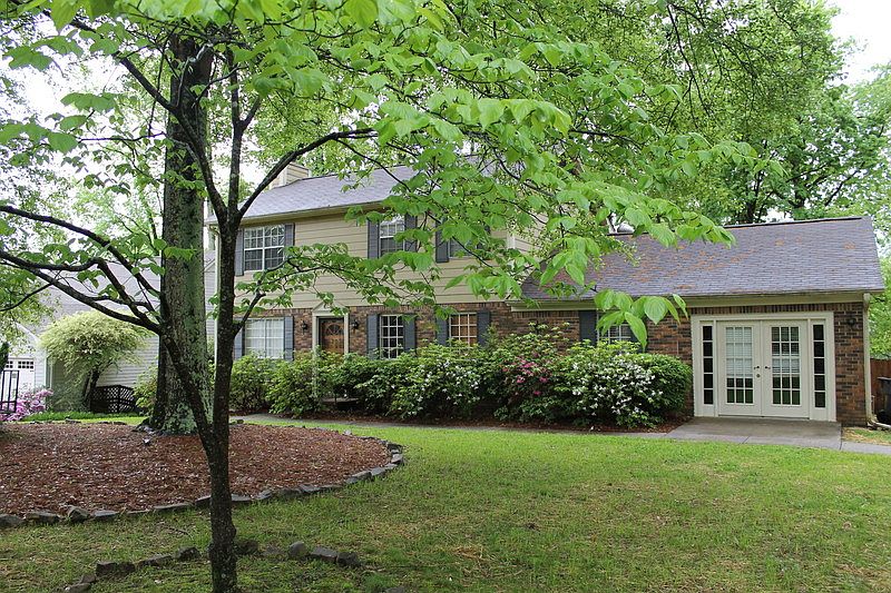 Beautiful 4042 Ida Lane