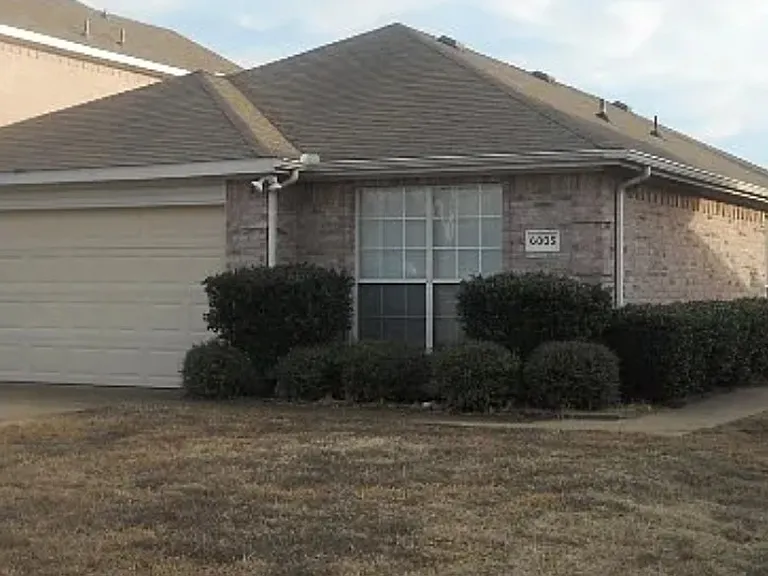 6805 Windward View Dr #ONE STORY — Photo 2