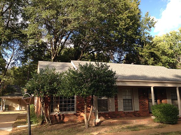3rd image of 5868 Macleod Dr