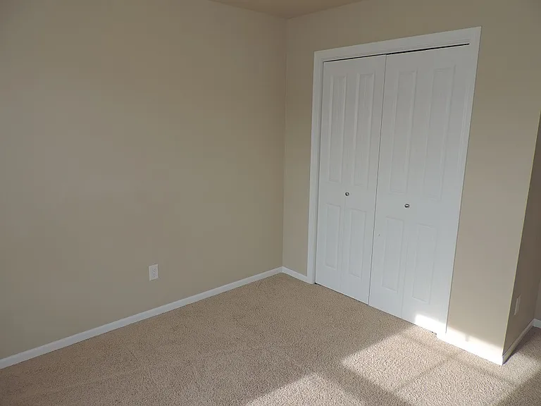 425 Cambria Dr — Photo 14