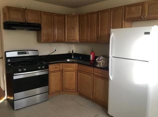 222 College Dr, Edison, NJ 08817