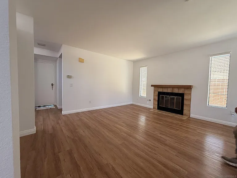 7538 Hawks Peak Way — Photo 15