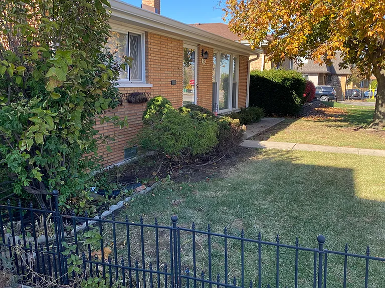 512 McCarthy St — Photo 15