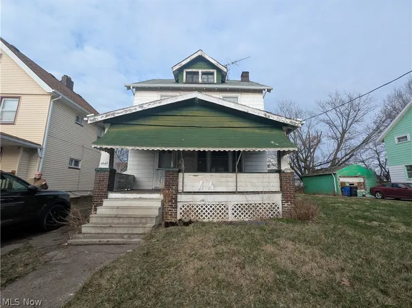 1449 Clearaire Rd, Cleveland, OH 44110