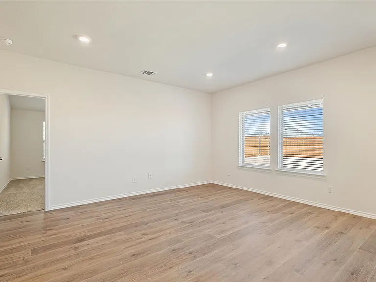 2319 Burleson Rd — Photo 4