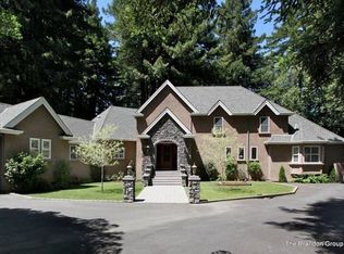 711 Furlong Dr, Santa Rosa, CA 95472