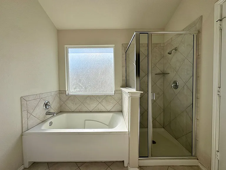 702 Deborah Kay Dr — Photo 18