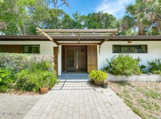 385 9th St, Atlantic Beach, FL 32233