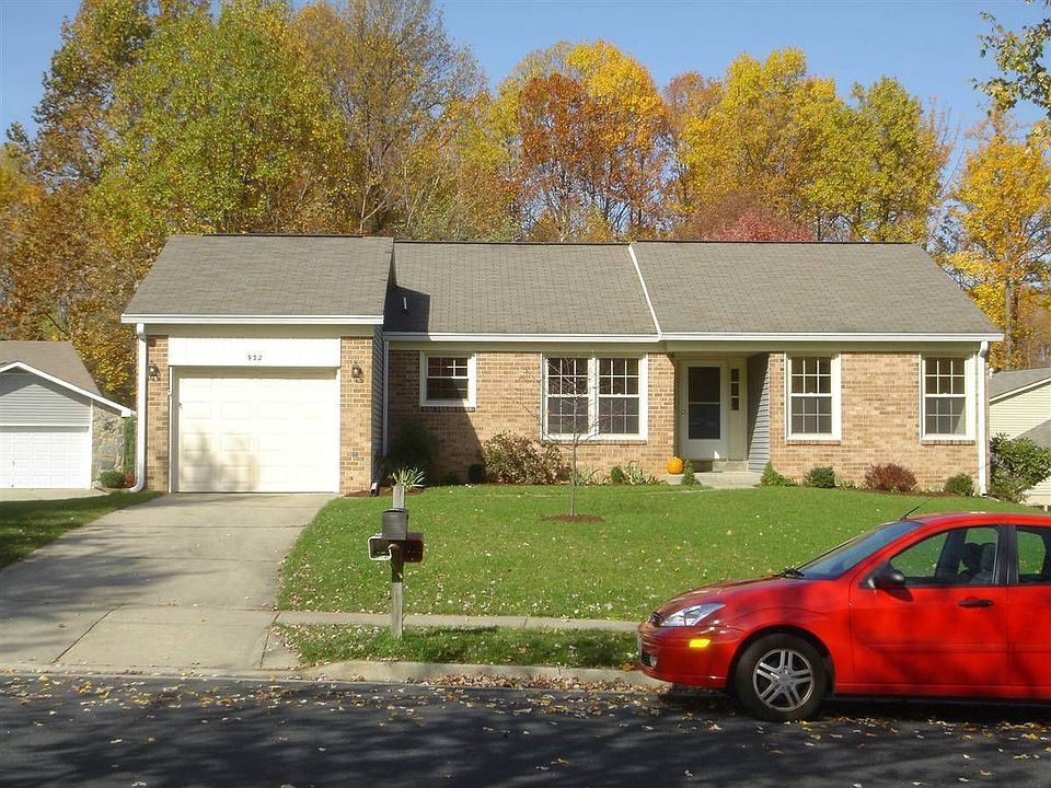 1st image of 932 Mastline Dr