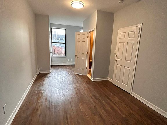 5th image of 113 W 111th St Unit 5