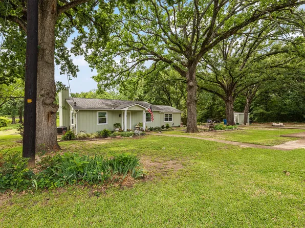 713 Midway Rd, Tool, TX 75143