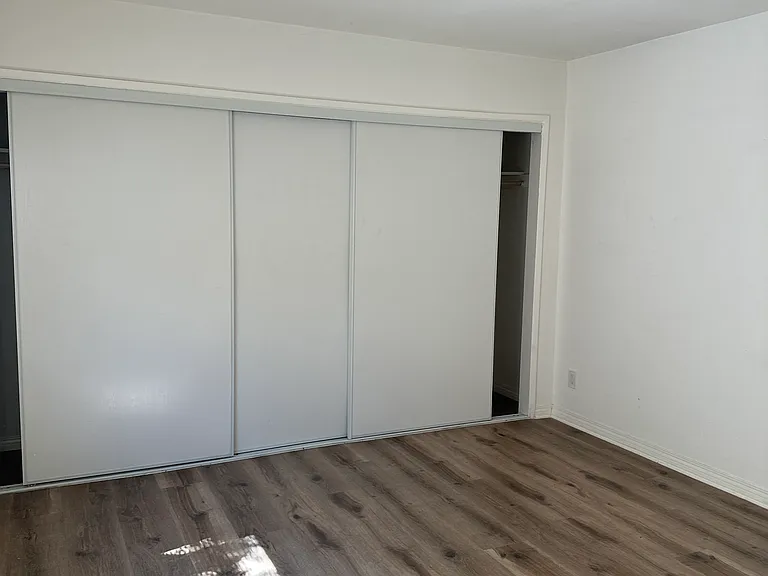 12349 Oxnard St — Photo 13