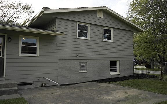 4th image of 18953 Wildwood Ave