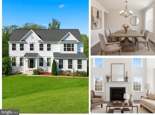 225 Perth Dr, Fredericksburg, VA 22405