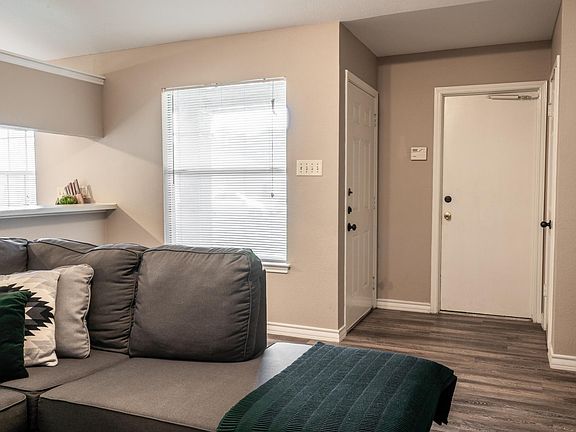 3rd image of 5246 Gawain Dr #5246