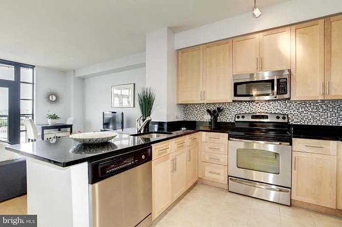 437 New York Ave NW #1109 — Photo 12