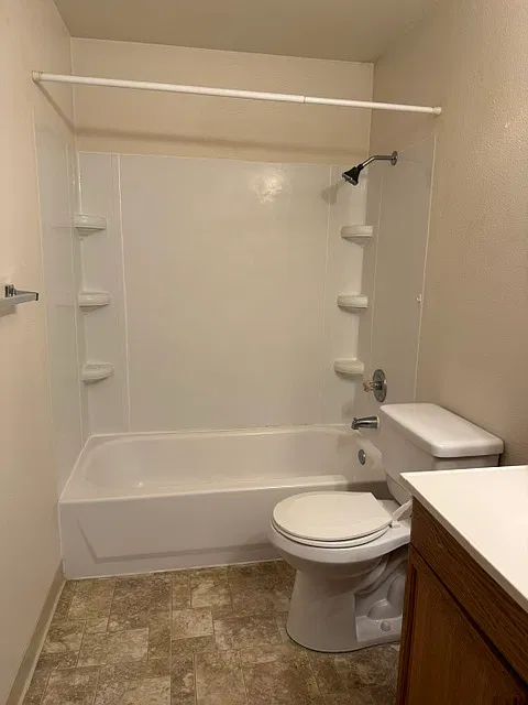 2 bed, 950 sqft, $1,750 — Photo 4