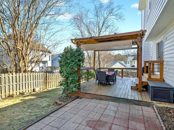 217 Old Dock Trl, Cary, NC 27519