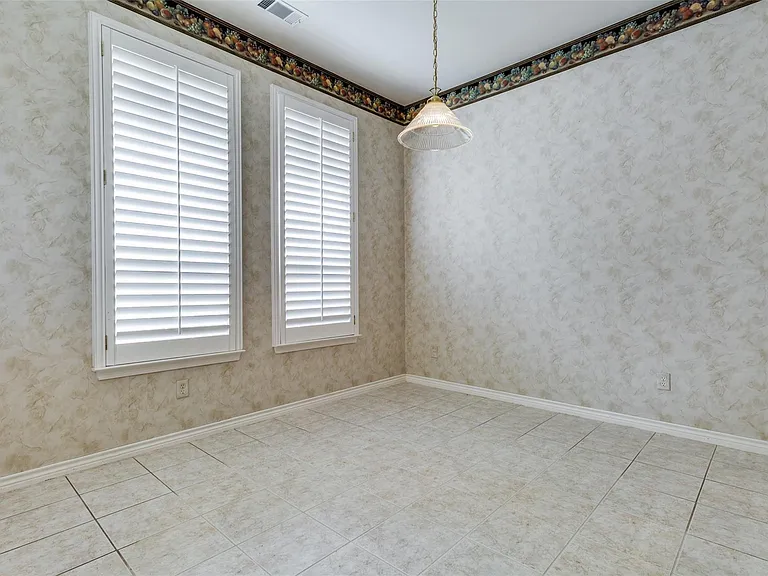 5233 Stone Brooke Xing — Photo 14