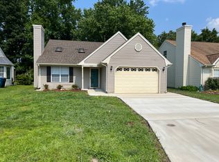 2004 Trapshooter Ct, Virginia Beach, VA 23456